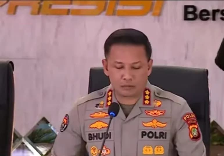 Tersangka Korupsi 3 Kasus Besar Masih Disembunyikan, Ada Apa?