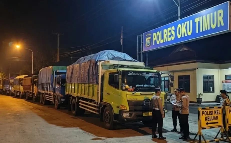 Polisi Gagalkan Pengiriman Batu Bara Diduga Ilegal, 9 Truk Tronton Diamankan di OKU Timur