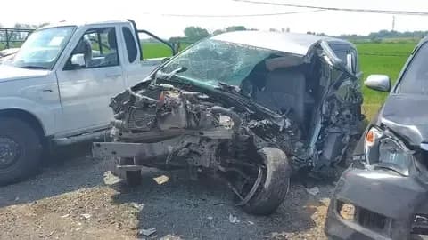 Innova Hantam Truk Pengangkut Kabel PLN di Tol Ngawi, Satu Penumpang Tewas