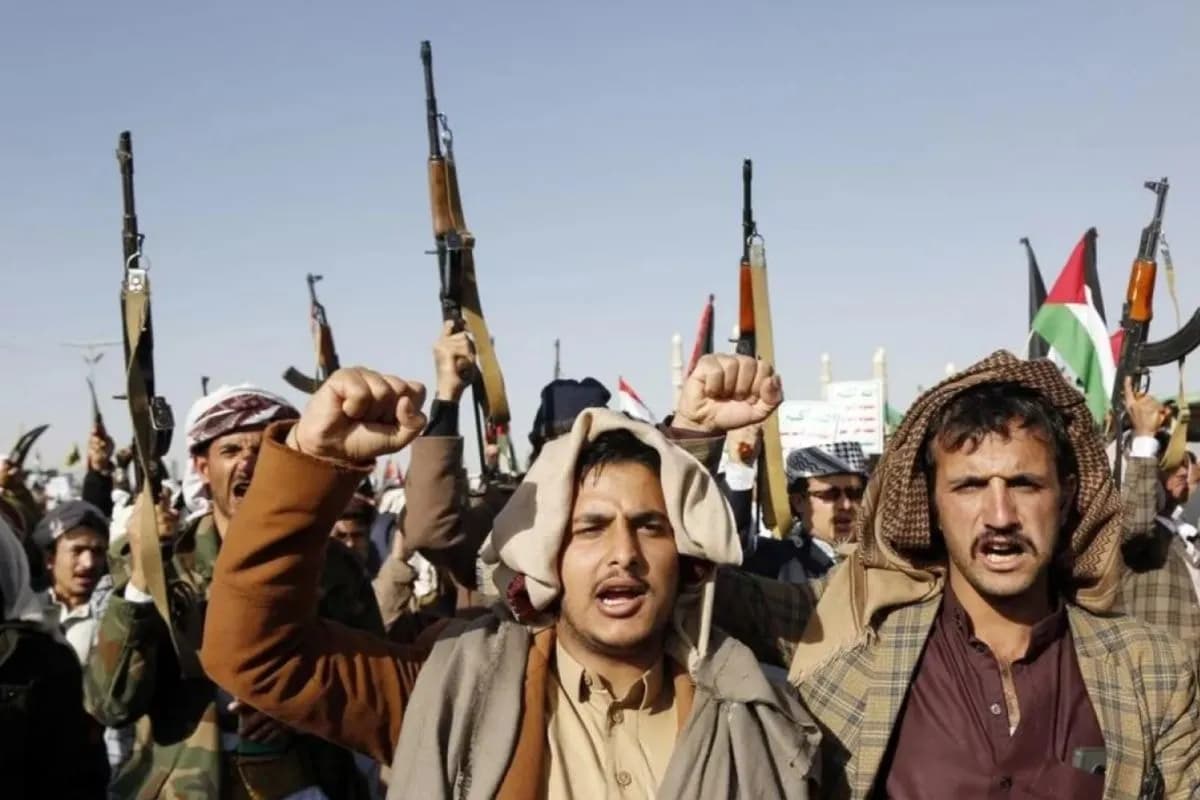 Houthi Ancam Kepung Arab Saudi dan Tutup Selat Bab al-Mandeb, Ketegangan Kian Memanas