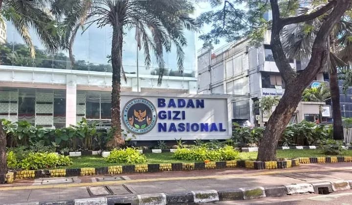 Demo Kejagung, Massa Desak Program MBG Dihentikan dan BGN Dibubarkan