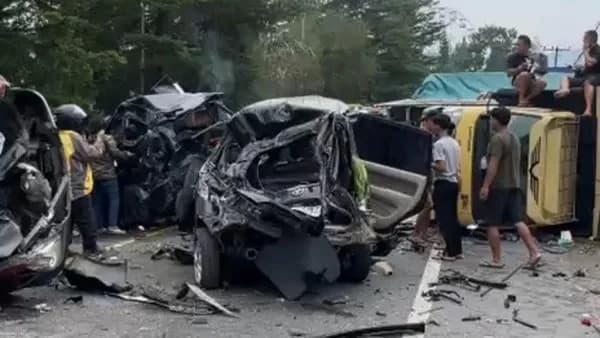 Truk Diduga Rem Blong Picu Tabrakan Beruntun di Sibolangit, Dua Tewas dan Tujuh Korban Terluka