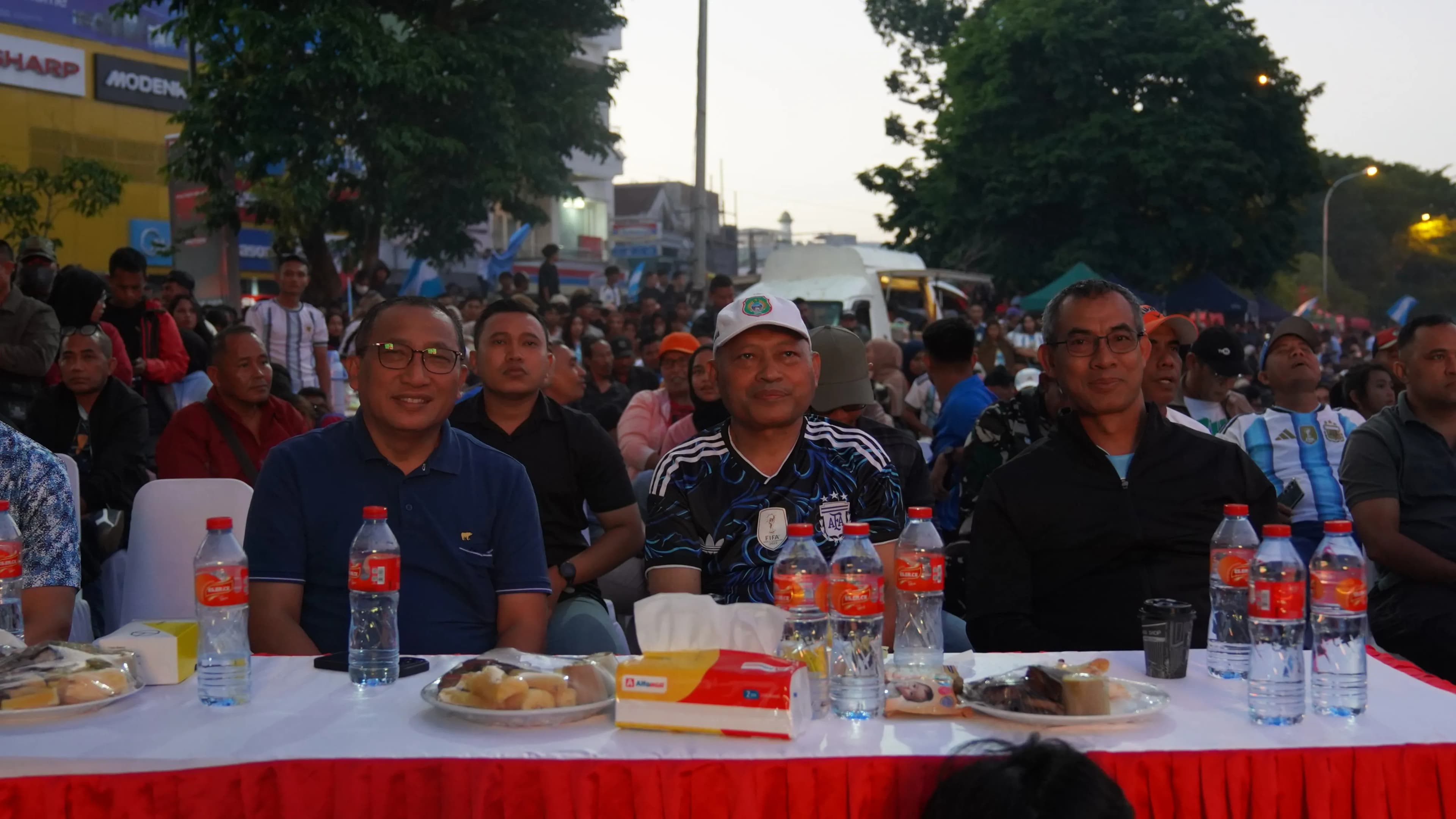 Nobar Final Piala Dunia di Ternate Dipadati Ribuan Warga, Wagub Serukan Persatuan