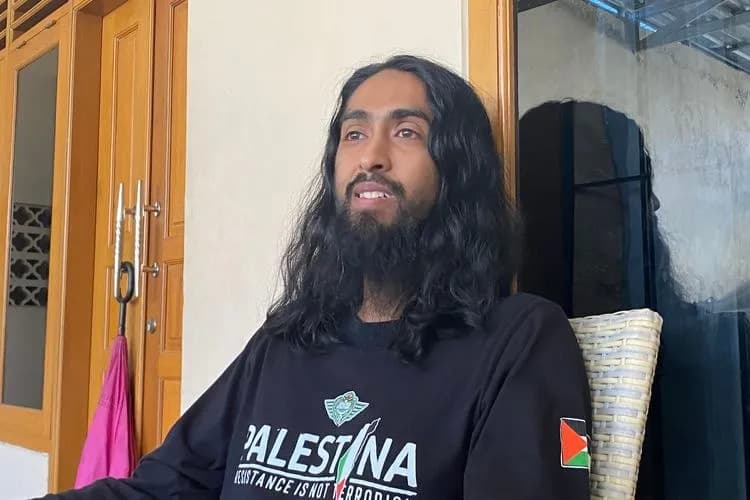 Viral Disebut Mirip Yesus, Pedagang Kambing Kota Batu Tegaskan Misinya Berdakwah
