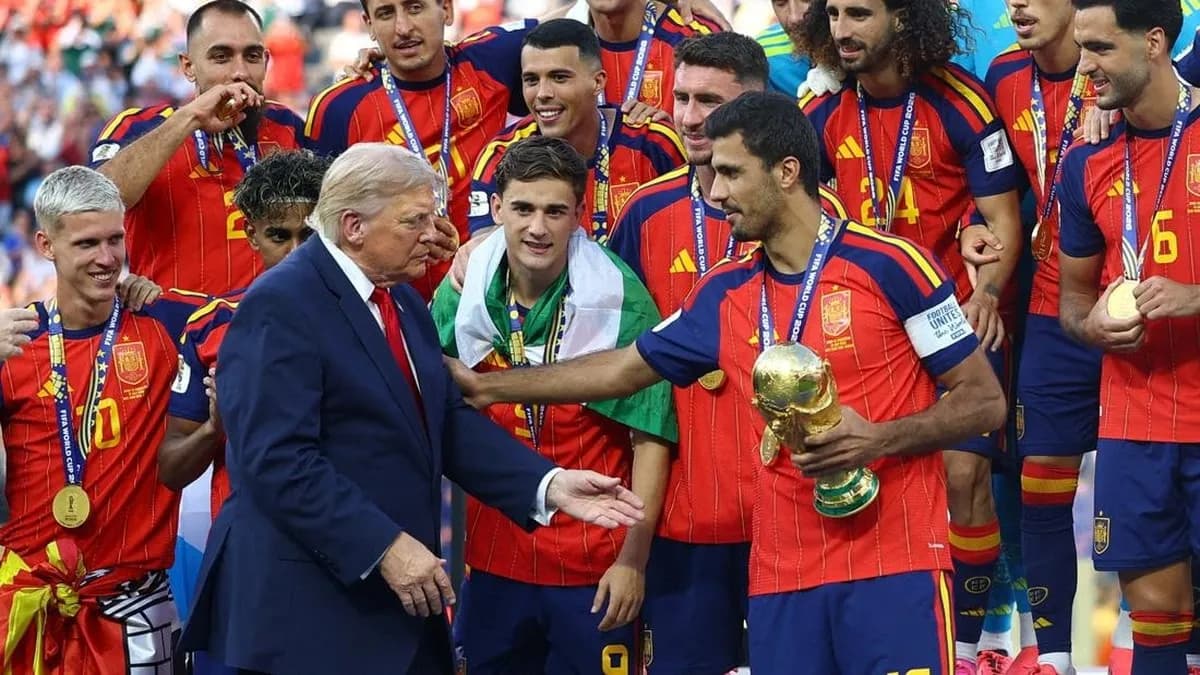 Komentator Final Piala Dunia 2026 Bongkar Bobroknya Turnamen, Kritik FIFA hingga Campur Tangan Politik