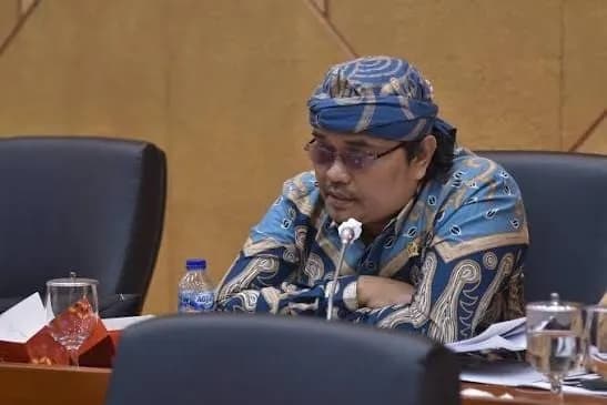 Kepala BGN Mundur, Komisi IX DPR Dorong Evaluasi Menyeluruh Program MBG