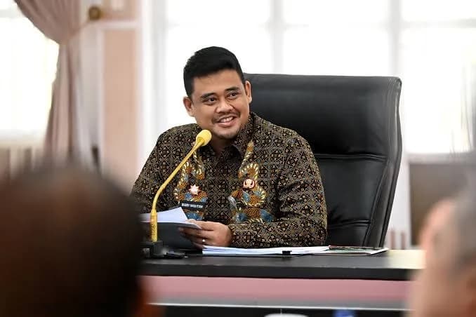 Usai Diinterupsi PDIP, Bobby Nasution Walk Out dari Paripurna DPRD Sumut dan Ajak OPD