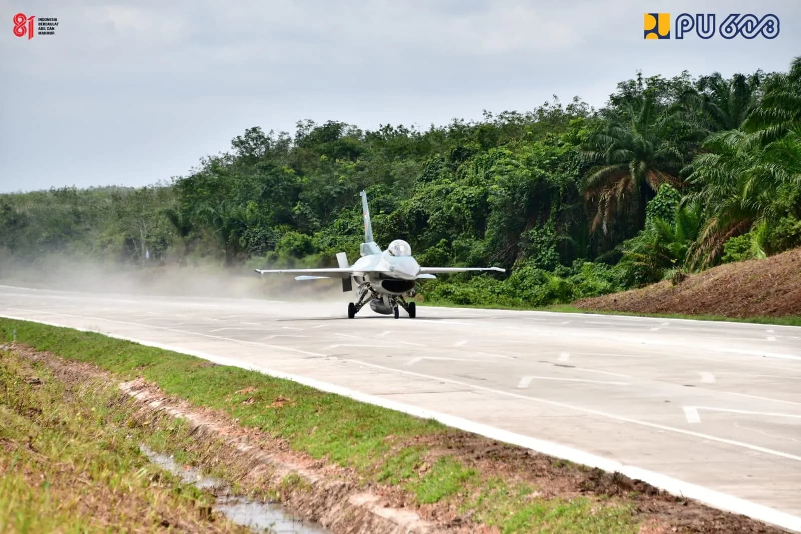Kementerian PU Siapkan 4 Ruas Jalan Tol Sebagai Landasan Darurat Pesawat Tempur