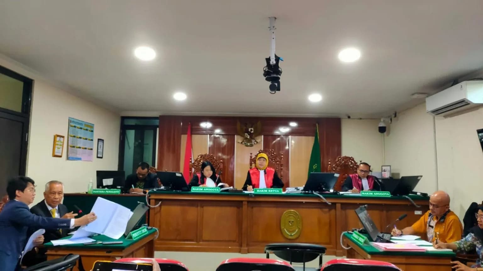 OC Kaligis Nilai Mantan Bupati Klaten Sri Mulyani Kebal Hukum di Kasus Sewa Aset Klatos