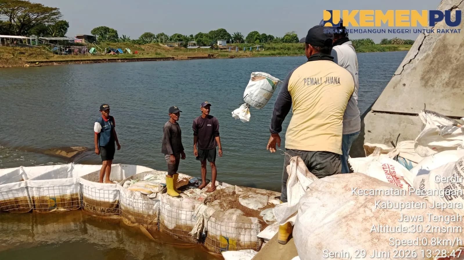 Kementerian PU Lakukan Penanganan Darurat di Bendung Karet Welahan Bum Jepara