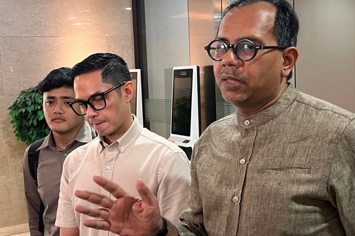 Dude Harlino Serahkan Honor Rp5,25 Miliar ke Bareskrim, Uang dari PT Dana Syariah Indonesia Disita