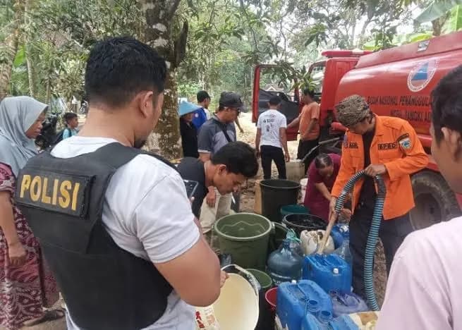Kekeringan Meluas, Hingga 27 Desa di Pandeglang, Pemerintah Mulai Lakukan Distribusi
