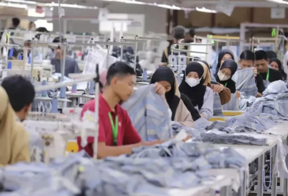 Krisis Industri di Jawa Timur, 4.400 Buruh Terancam PHK