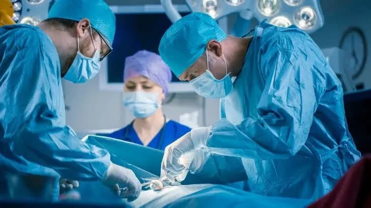 Demi Tambah Tinggi Badan, Tren Operasi Potong Tulang di Turki Makin Ramai