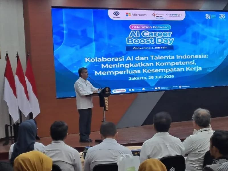 Menaker Yassierli Perluas Program Magang dan Pelatihan AI untuk 450 Ribu Pekerja