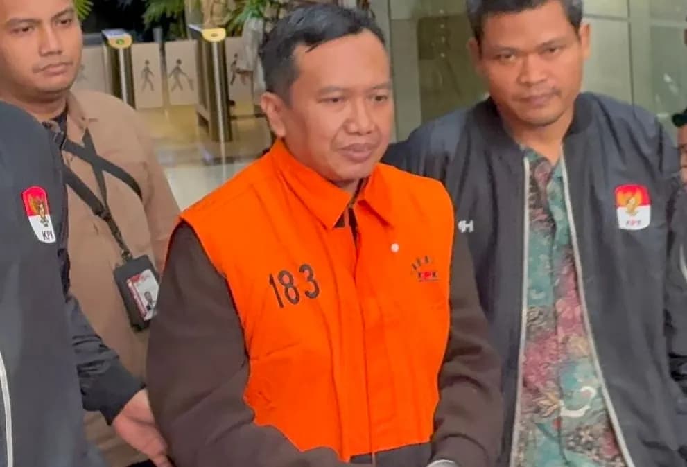 KPK Tahan Anggota DPRD Jatim Moch Mahrus, Skandal Dana Hibah Pokmas Kian Menyeret Aktor Politik