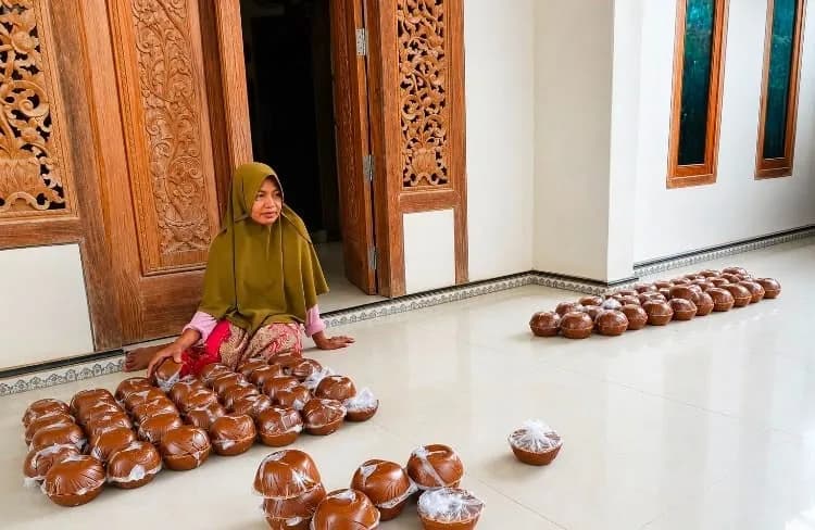 Intip Kisah Sukses Rosidah, UMKM Gula Merah Sumenep yang Naik Kelas Berkat KUR BRI