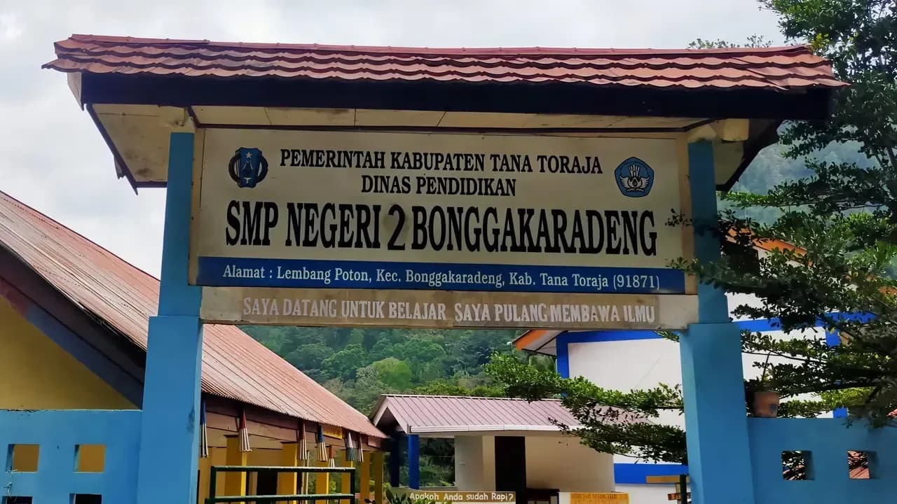 Polemik di Tana Toraja, Kepala SMP Negeri Diduga Paksa 7 Siswi Lepas Jilbab