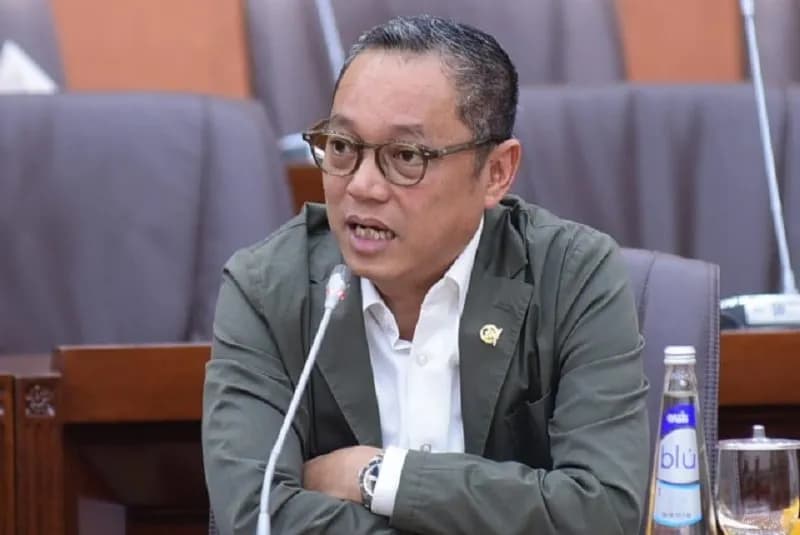 Deddy Yevri Bantah Hina Wartawan, Tegaskan Ucapan "Sirkus" Merujuk Kondisi Ruang Rapat