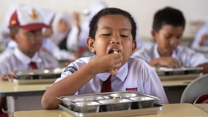 Putusan MK Guncang Skema MBG, DPR Desak Pemerintah Cari Sumber Dana Baru
