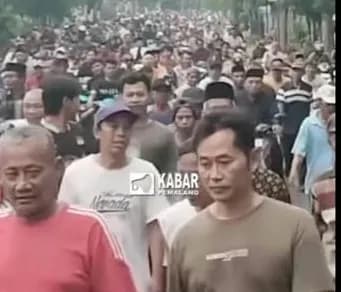 Viral! Ribuan Warga Antar Kades Sukandar ke Peristirahatan Terakhir, Sosok Pemimpin Merakyat