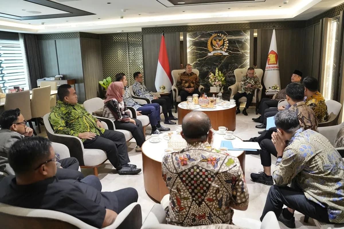 Bupati Mengeluh ke DPR: Anggaran Dipangkas, Beban Kerja Meningkat, Gaji Tak Kunjung Naik