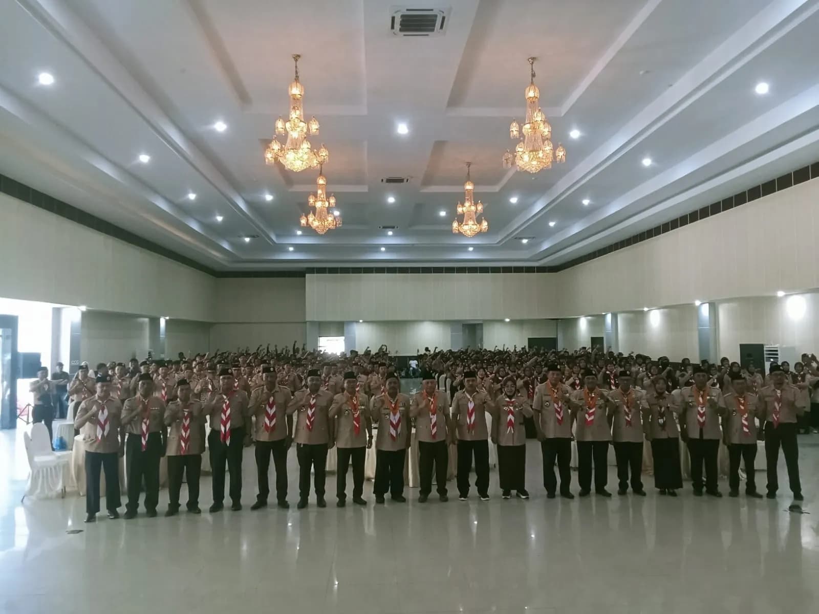 Bawa Nama Malut ke Pentas Nasional, 413 Kontigen Pramuka Resmi Bertolak ke Jamnas XII di Cibubur