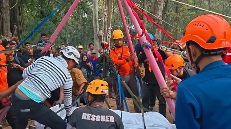 Wanita Berbobot 300 Kg Dimakamkan di Sragen, 35 Personel Gabungan Dikerahkan