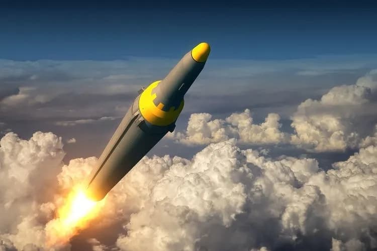 AS Siapkan Strategi Nuklir Baru Hadapi Potensi Konflik dengan Rusia dan China