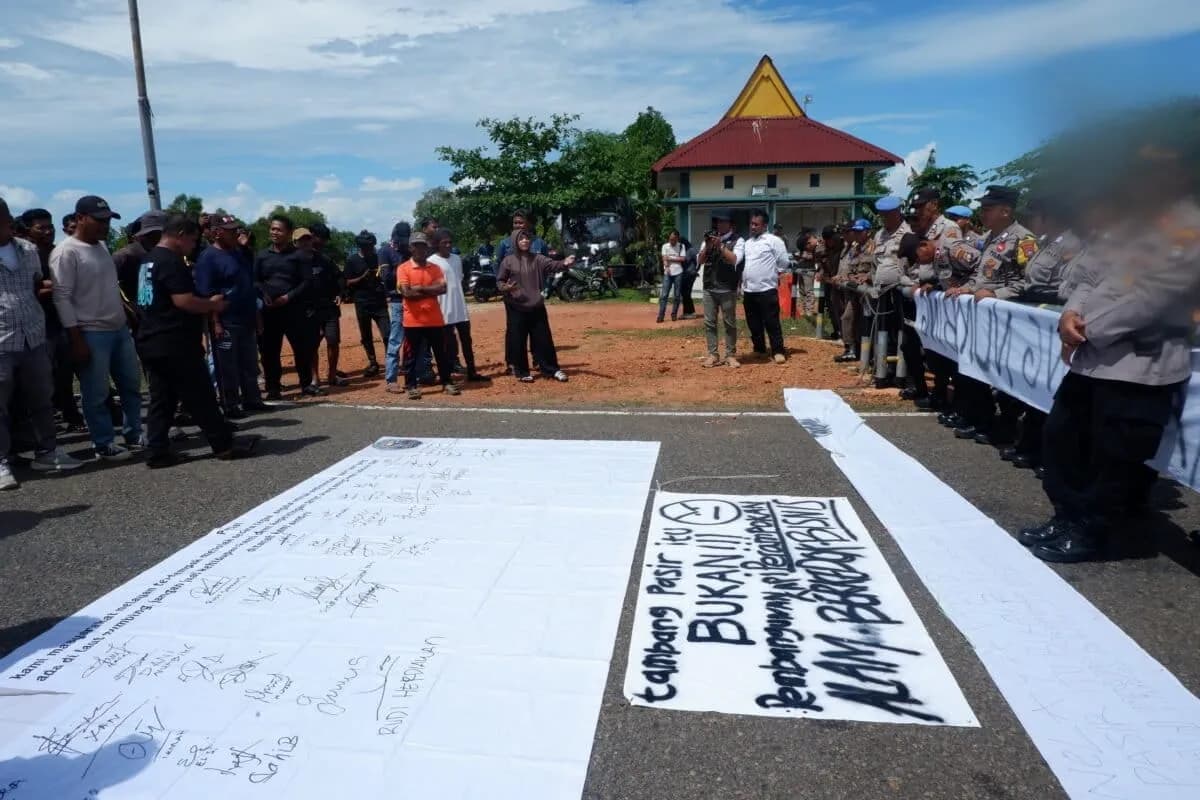 KKP Bantah Ada Tambang Pasir Laut di Kepri, Klaim Pengelolaan Sedimentasi Demi Lindungi Ekosistem