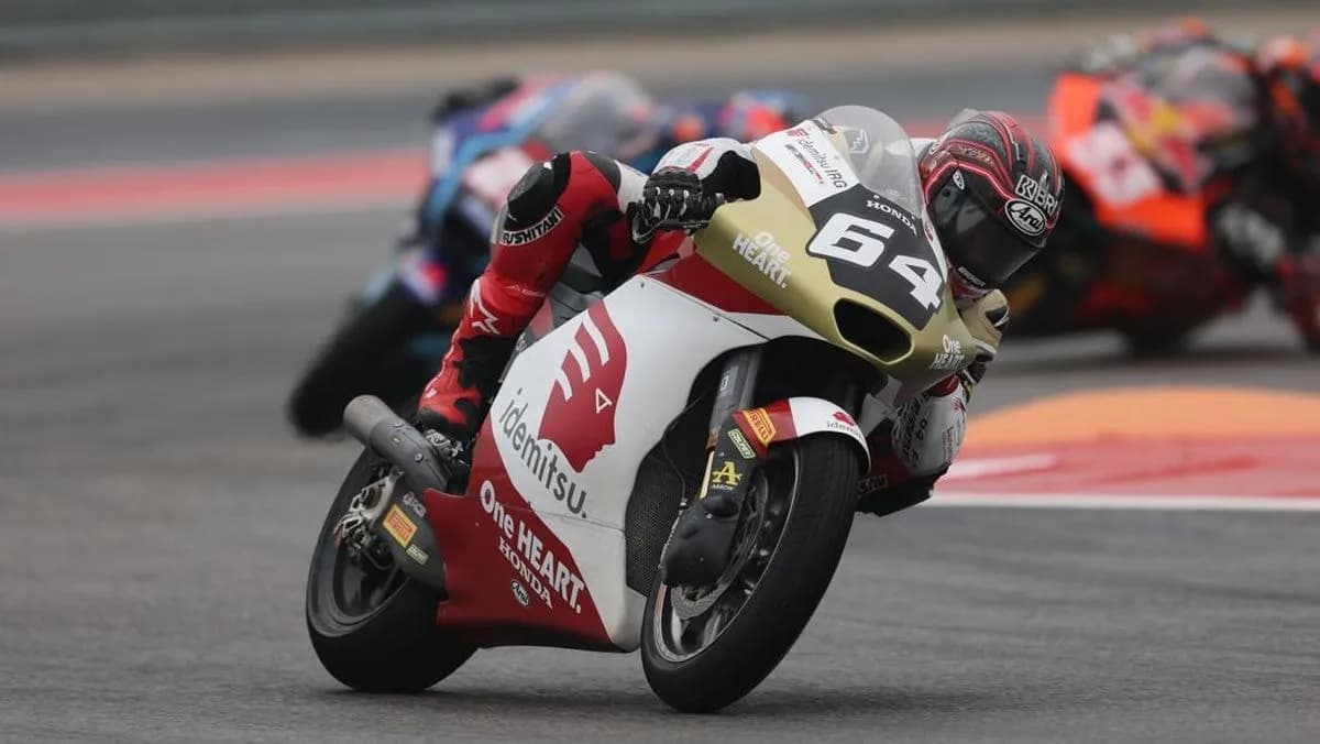 Mario Aji Terpuruk di Silverstone, Finis ke-22 Moto2 GP Inggris