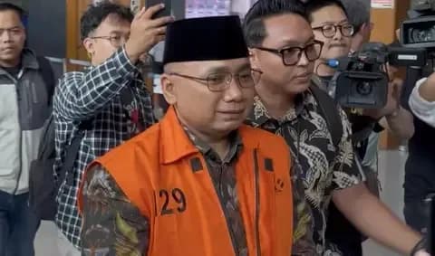 Rugikan Negara Rp622 Miliar, Eks Menag Yaqut Didakwa Mainkan Kuota Haji dan Terima Fee
