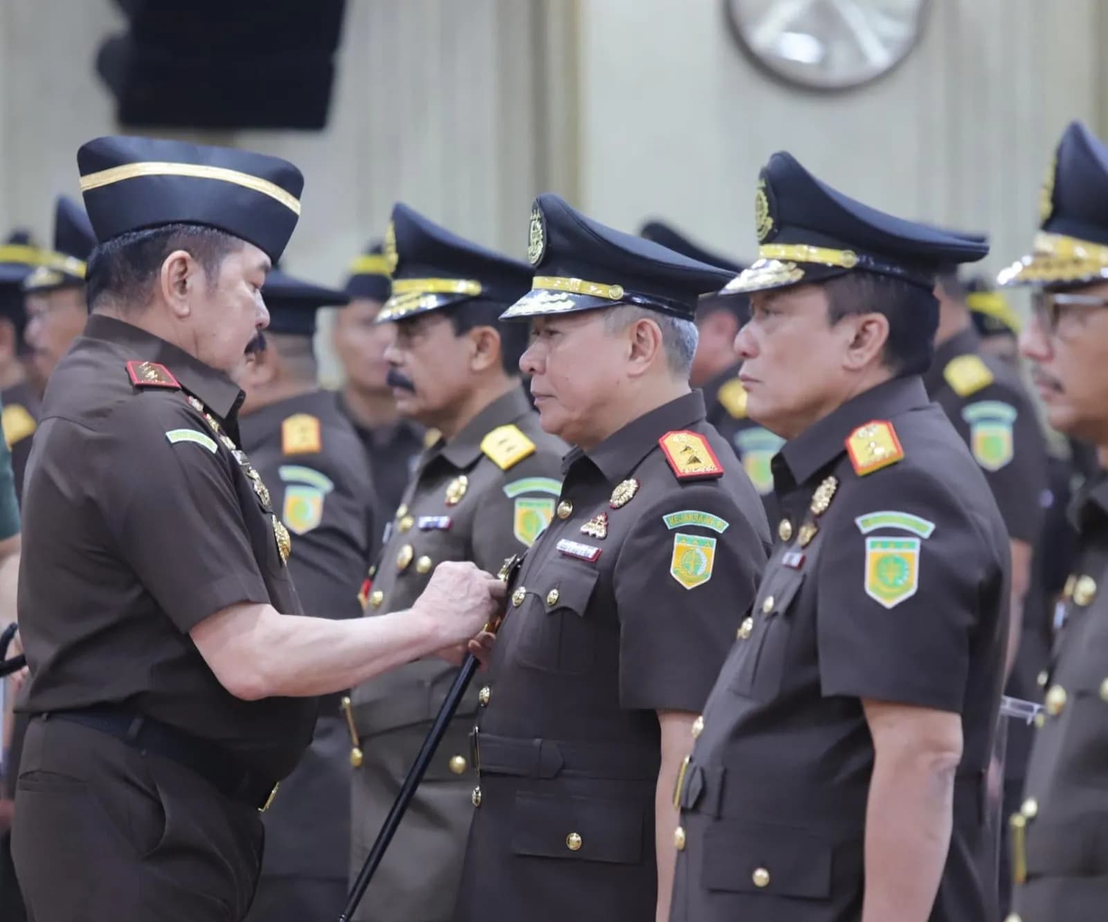 Kajati Baru Didesak Usut dan Tangkap Kepala Bapenda DKI Lusiana Herawati