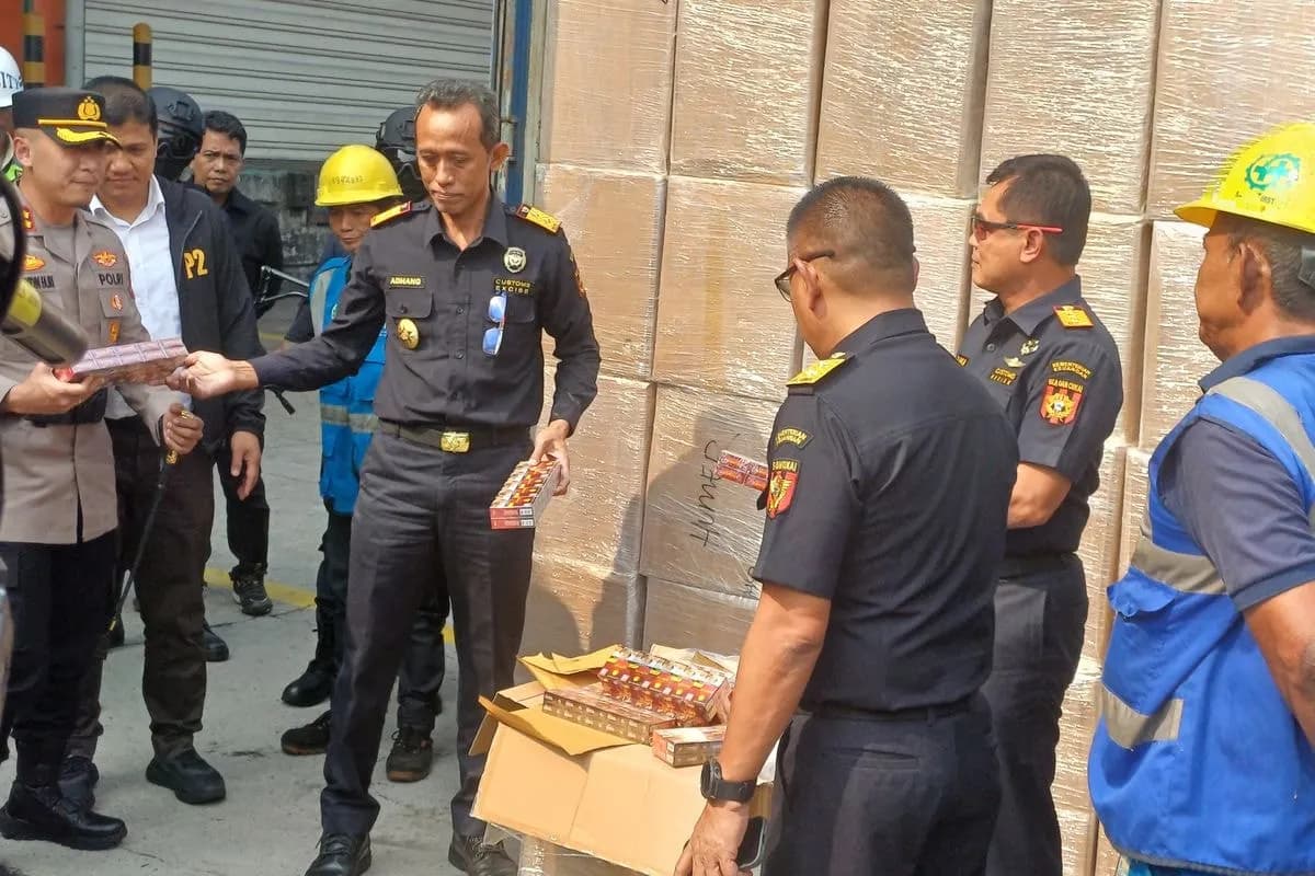 Bea Cukai Bongkar Modus Baru: 8,96 Juta Rokok Ilegal Diselundupkan Lewat Kereta