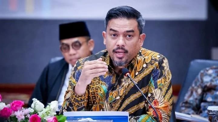 Insentif Cegah PHK Belum Dibahas, Pemerintah Fokus Turunkan Bunga Mekaar