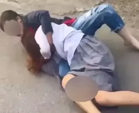 Duel Siswi SMA di Gowa Viral, Polisi Usut Dugaan Rebutan Pacar