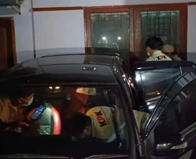 Geledah Rumah Pejabat PUPR Bengkulu, PPTK Belungguk Point Dibawa Penyidik
