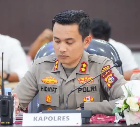 KPK Bidik Ajudan Raja Juli dan Kapolres Kuansing, Skandal Amplop Makin Panas