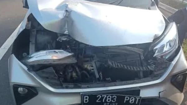 Mobil Ringsek Tanpa Pengemudi Gegerkan Tol Jagorawi, Polisi Selidiki Keberadaannya