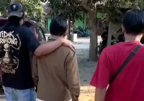 Dua Pekan Buron, Kades Pati Sembunyi Jadi Sopir Rental untuk Hindari Polisi