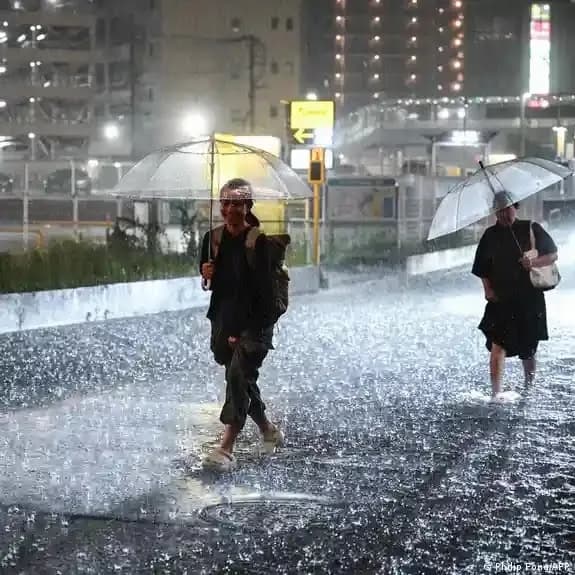 Hujan Ekstrem Lumpuhkan Jepang, Korban Tewas Bertambah dan Ribuan Terjebak di Narita
