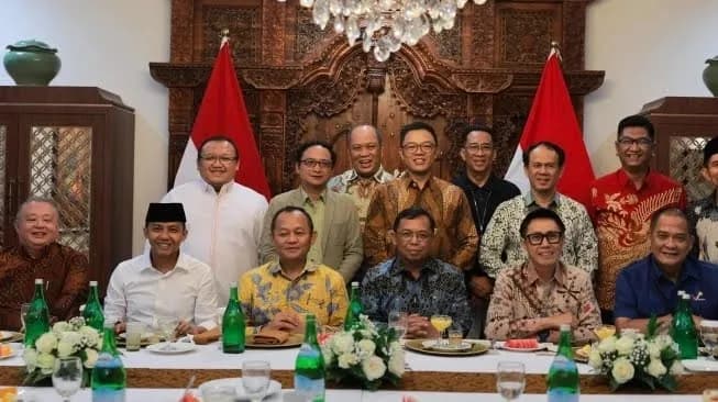 Konsolidasi Jelang RAPBN 2027, Sekjen Parpol Pendukung Prabowo Bersatu, PDIP: Part of the Game