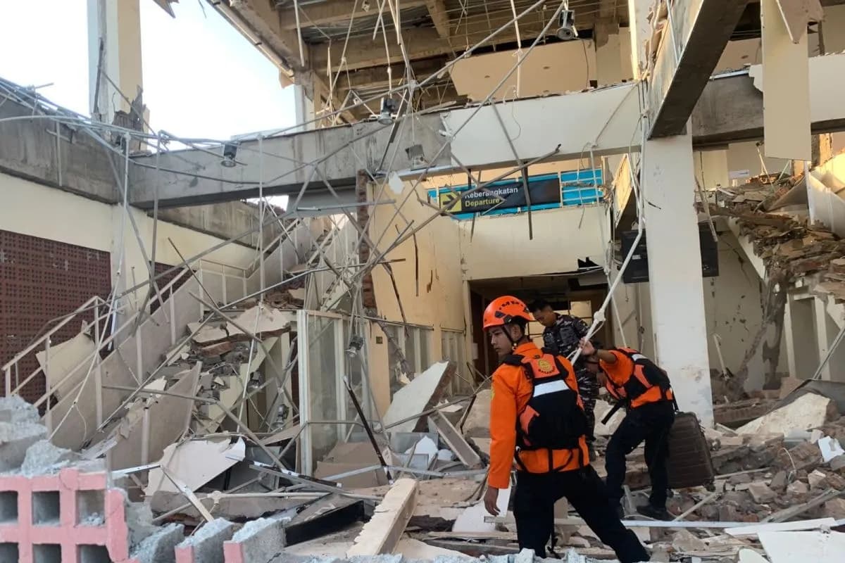 Istana Perintahkan Menko PMK hingga BNPB Percepat Penanganan Gempa NTT