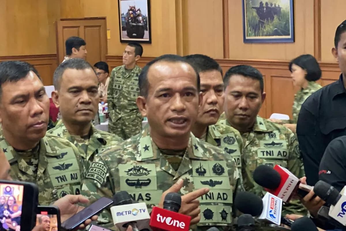 TNI Kerahkan Hercules dan KRI, Operasi Penanganan Gempa M 7,7 NTT Dipercepat