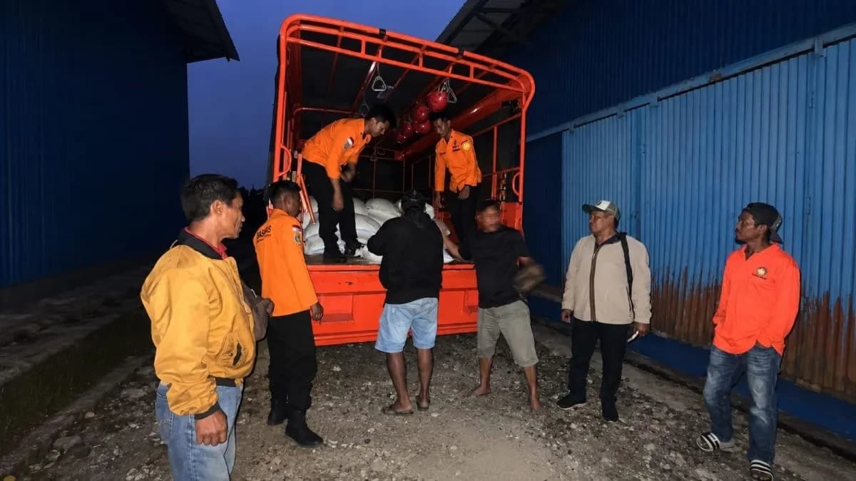 Gempa NTT: BULOG Salurkan Bantuan 10 Ton Beras dan 1.000 Liter Minyak Goreng per Kabupaten