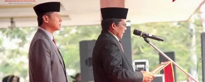 Usai Bacakan Teks Proklamasi, Ketua DPRD Blitar Supriadi Tegaskan Makna Kemerdekaan