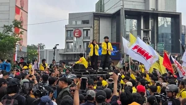 BEM UI Tertahan di Tosari, Mahasiswa Protes: 81 Tahun Merdeka, Kenapa Masih Dibatasi?