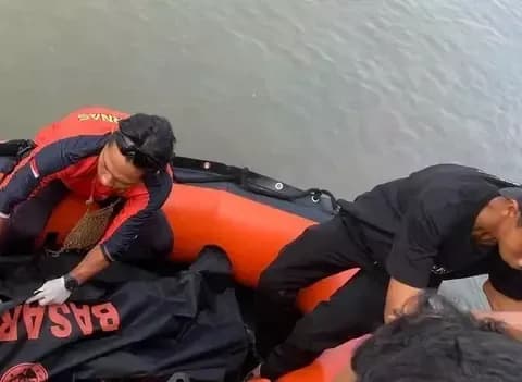 Wisatawan Tangerang Terseret Arus di Pantai Carita Ditemukan Tewas