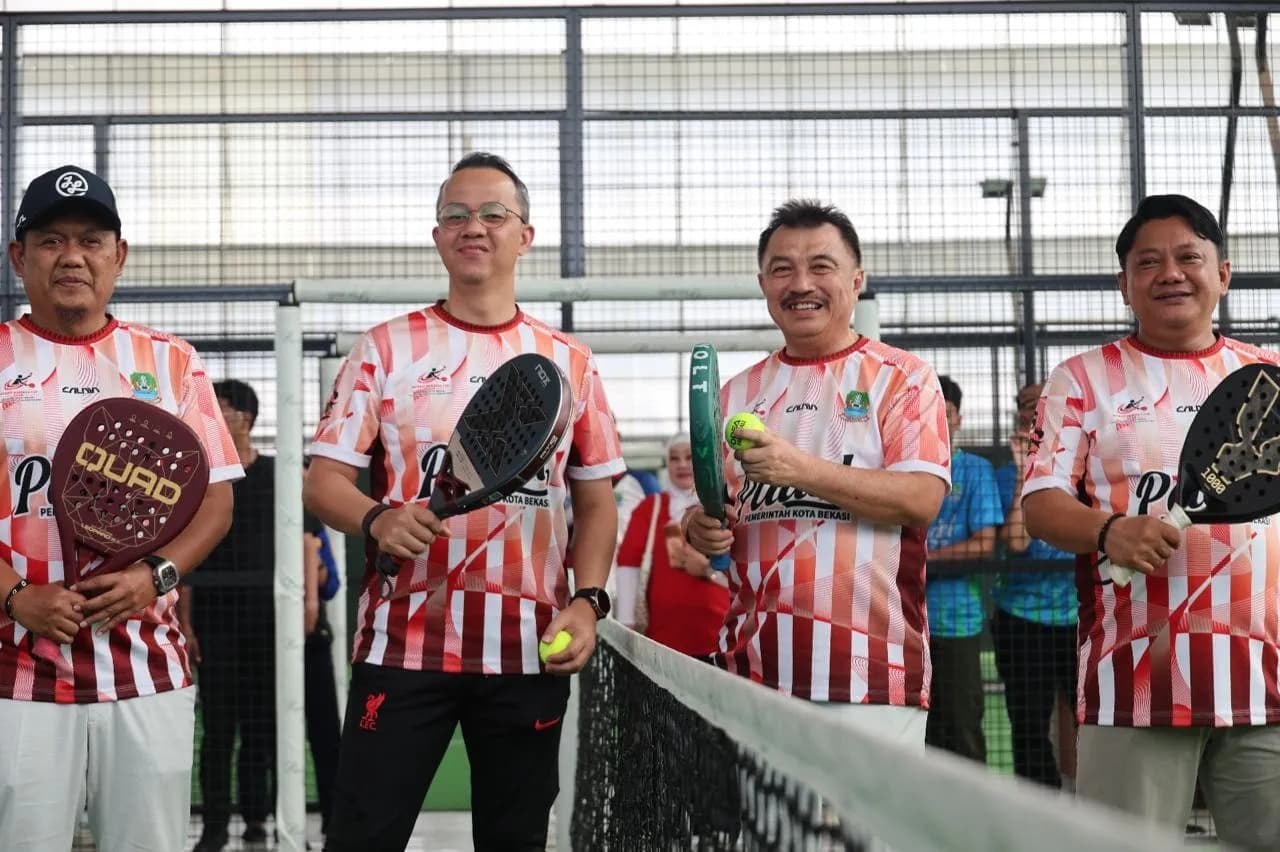 Padel jadi Ajang Pererat Kekompakan ASN Pemkot Bekasi di Momen Kemerdekaan