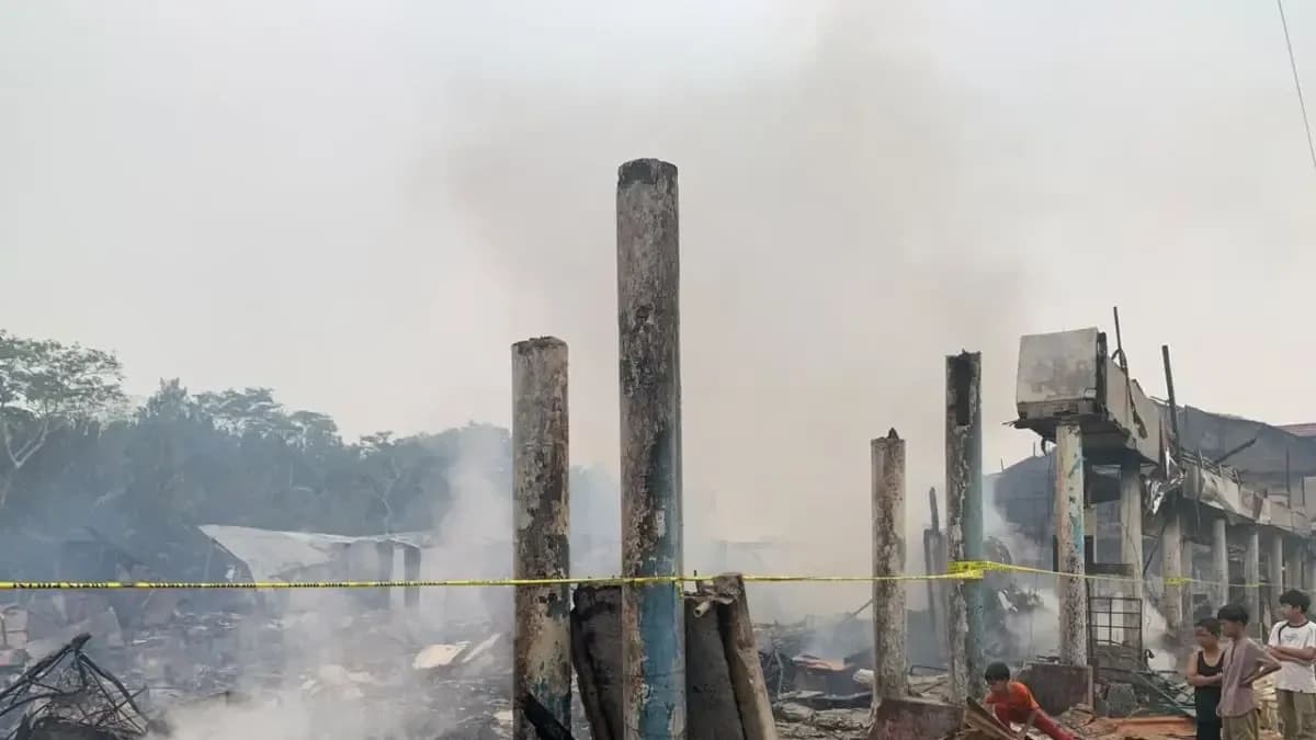 Api Melahap 50 Ruko Pasar Sungai Duri Bengkayang, Ini Kronologinya